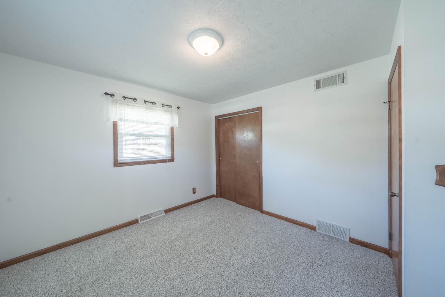 1506 Ritzmann Drive Lawrenceburg, IN 47025 - Photo 19 of 56