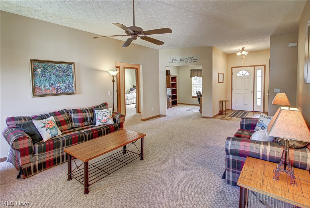 39208 Chestnut Ridge Road Elyria, OH 44035 - Photo 4 of 19 Gallery Image 4