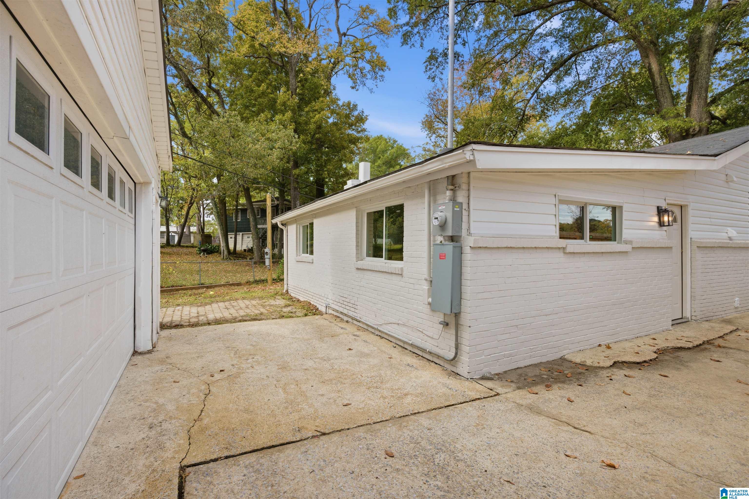 1005 Queensbury Road Birmingham, AL 35209 - Photo 27 of 29