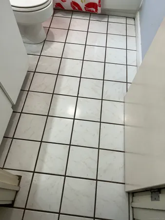 $1,450 | 34 Essex Street, Unit 2F, Hartford, CT 06114