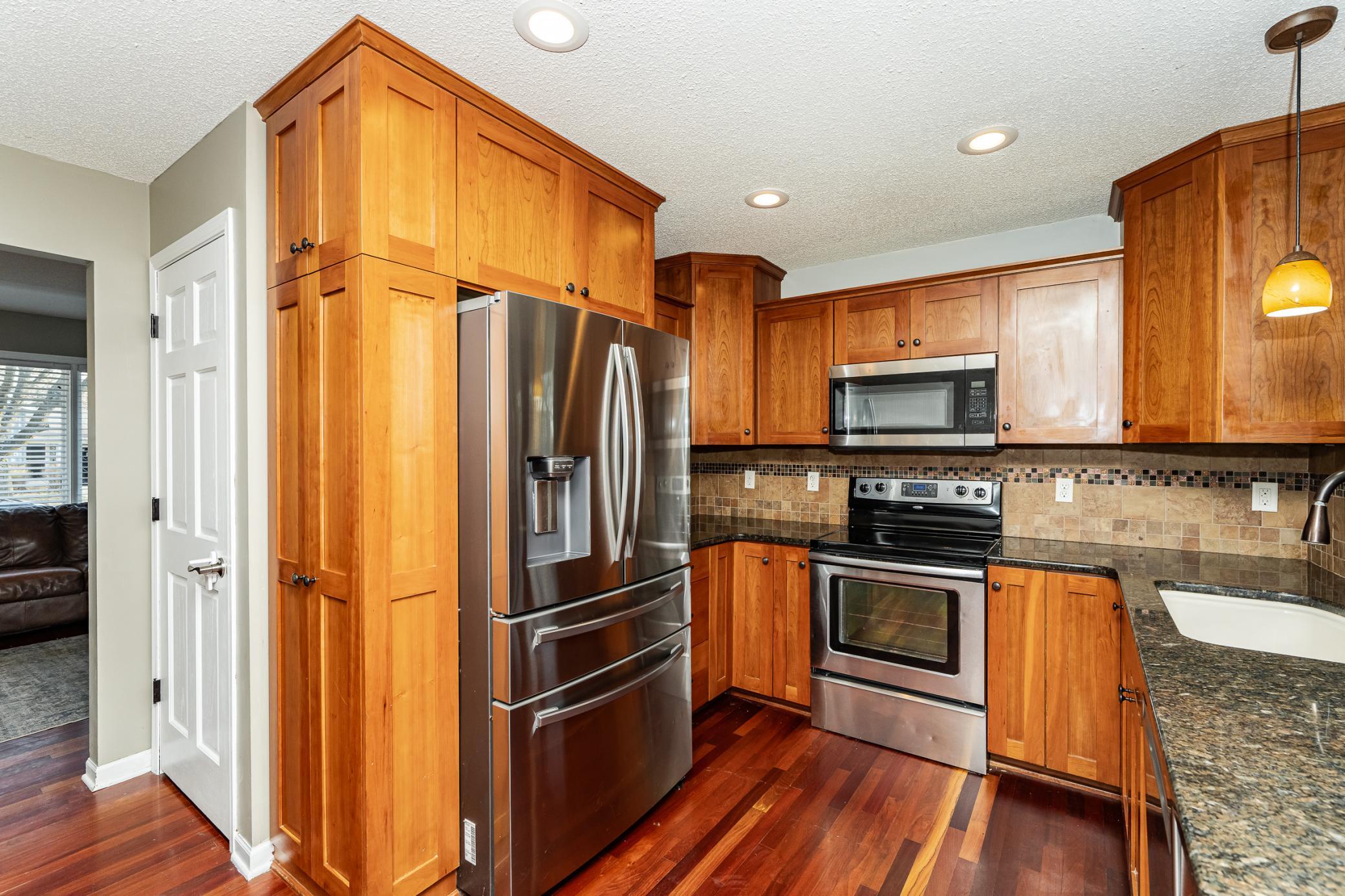 424 31st Street Northwest Rochester, MN 55901 - Photo 8 of 27
