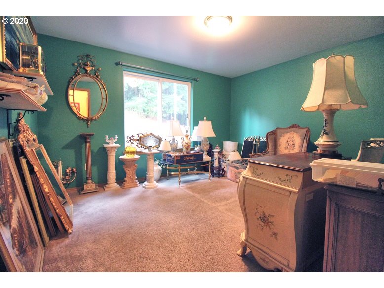 365 Ferncrest Road Longview, WA 98632 - Photo 23 of 25