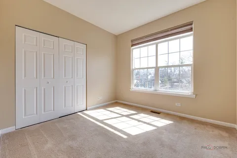 $614,900 | 4 Waterton Drive, Streamwood, IL 60107