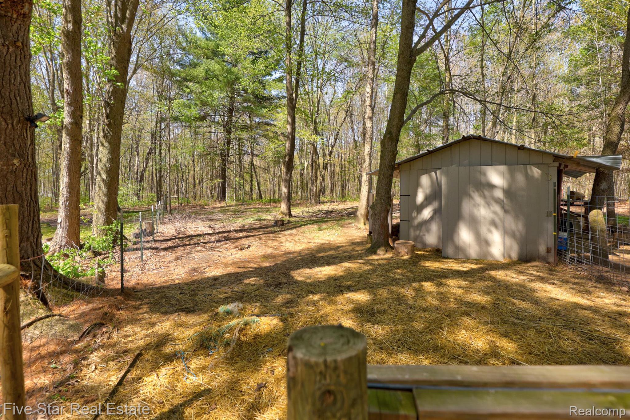 8960 Murphy Lake Road Vassar, MI 48768 - Photo 34 of 36 Gallery Image 34