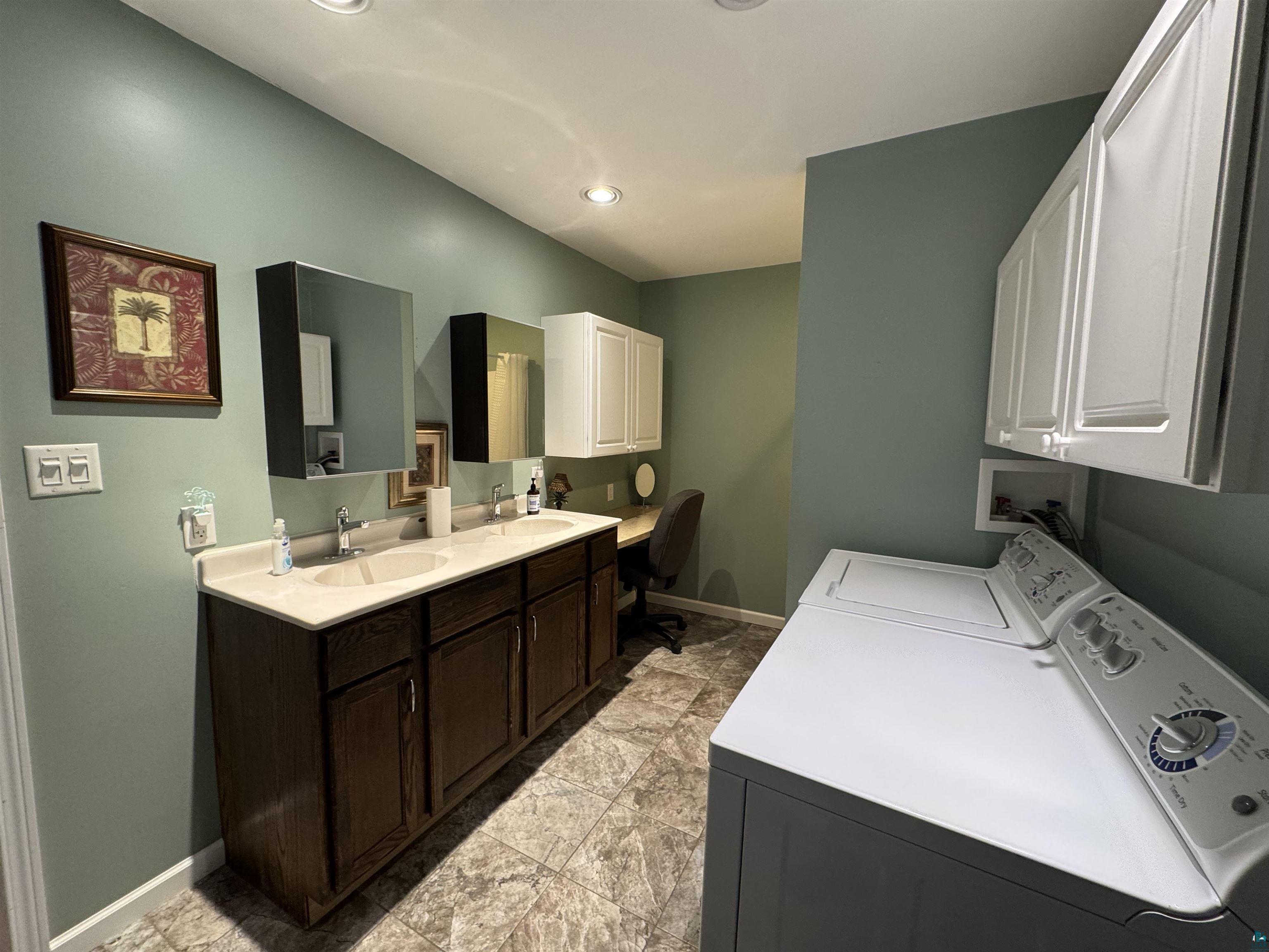 406 4th Street Moose Lake, MN 55767 - Photo 14 of 42 Double Sinks / Walk In Shower