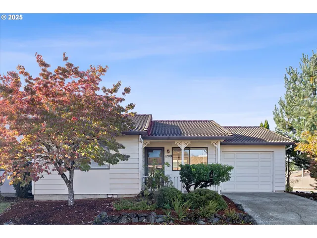 $325,000 | 1200 Johnson Court, Newberg, OR 97132