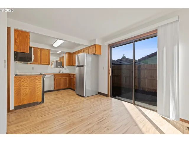 $325,000 | 1200 Johnson Court, Newberg, OR 97132