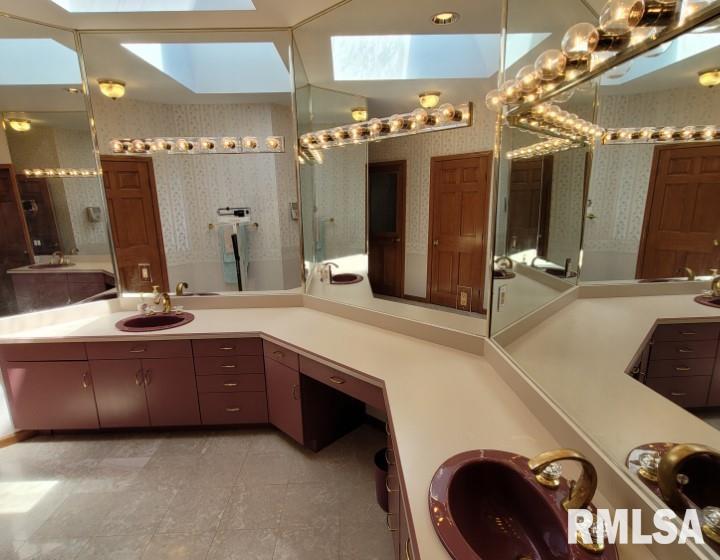 4000 East Richview Road Mount Vernon, IL 62864 - Photo 20 of 49 Gallery Image 20