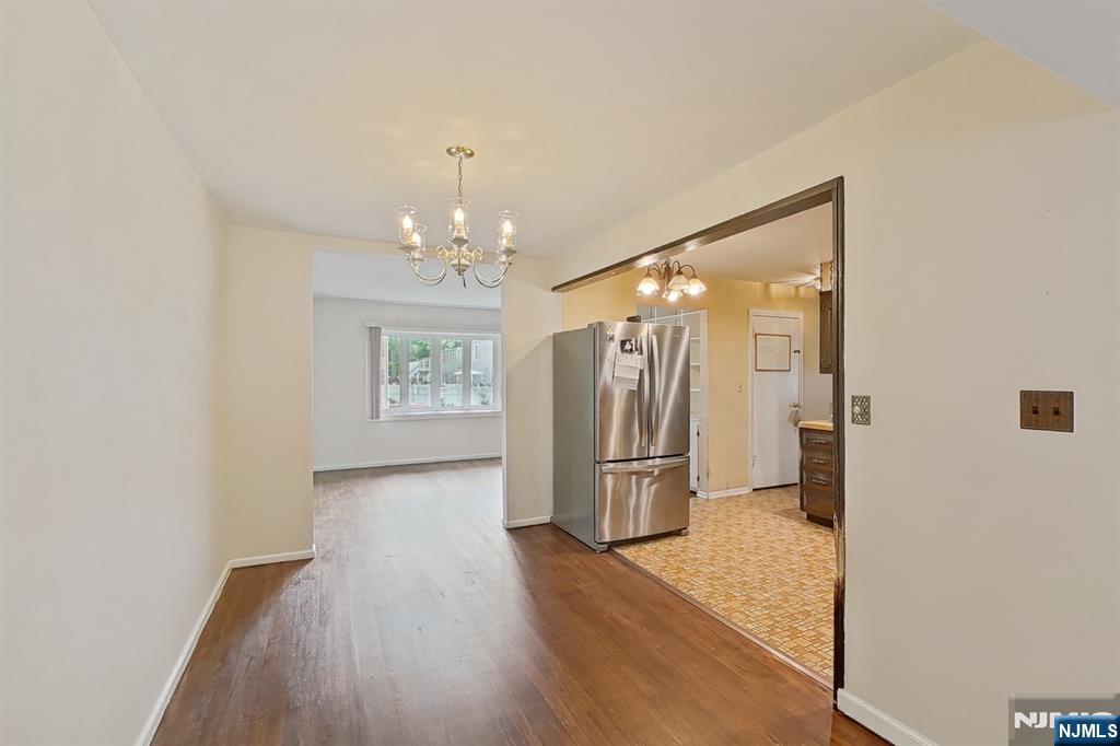 747 Brookside Road Rahway, NJ 07065 - Photo 21 of 40