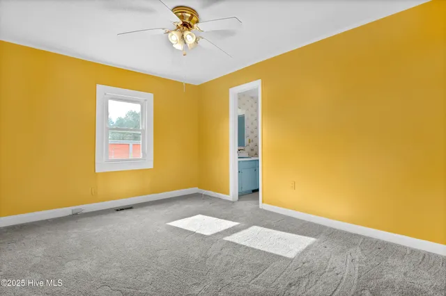 $249,000 | 2152 Highway 172, Sneads Ferry, NC 28460