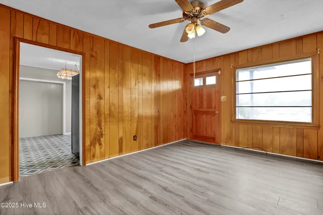 $249,000 | 2152 Highway 172, Sneads Ferry, NC 28460