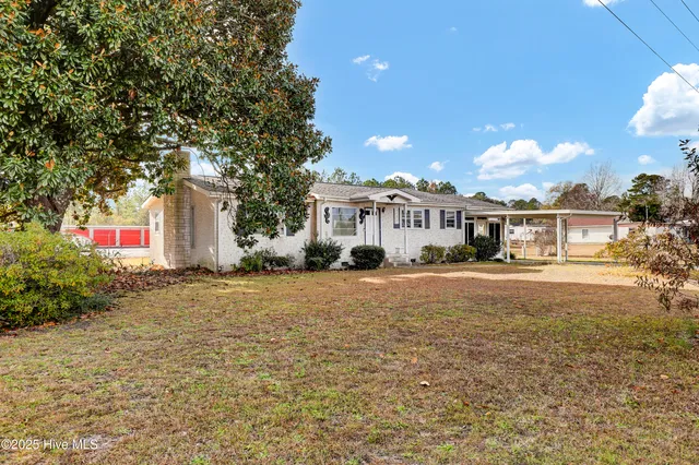 $249,000 | 2152 Highway 172, Sneads Ferry, NC 28460