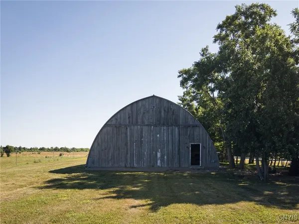 $1,300,000 | 27375 County Route 57, Three Mile Bay, NY 13693