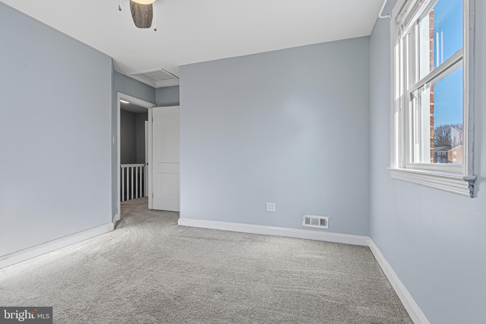5127 Terrace Drive Nottingham, MD 21236 - Photo 15 of 33 an empty room with windows