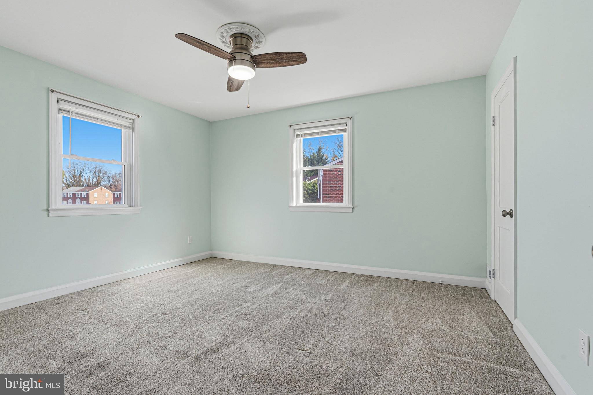 5127 Terrace Drive Nottingham, MD 21236 - Photo 16 of 33 a view of empty room with ceiling fan