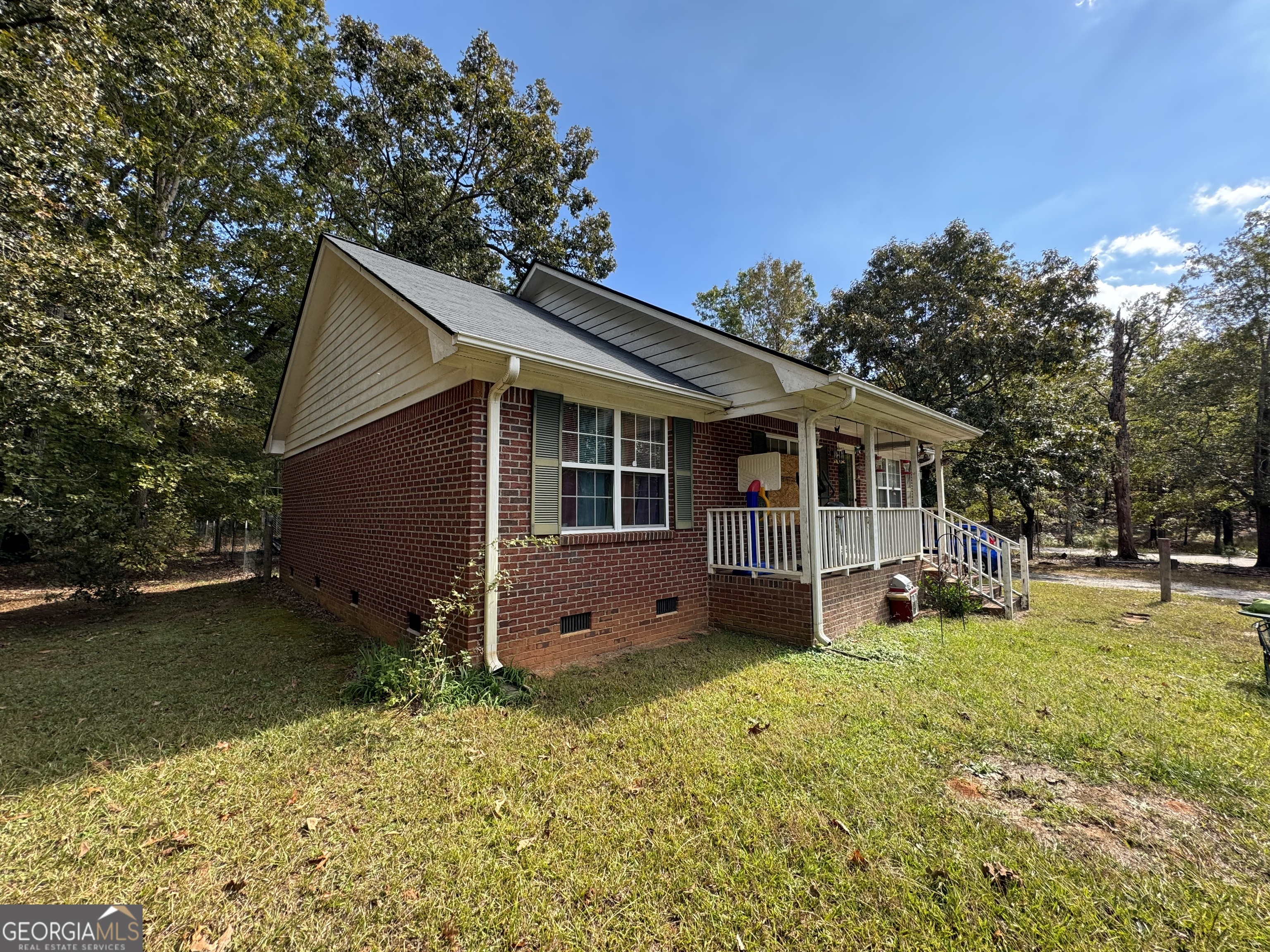 271 Red Leaf Road Hartwell, GA 30643 - Photo 1 of 1 Gallery Image 1
