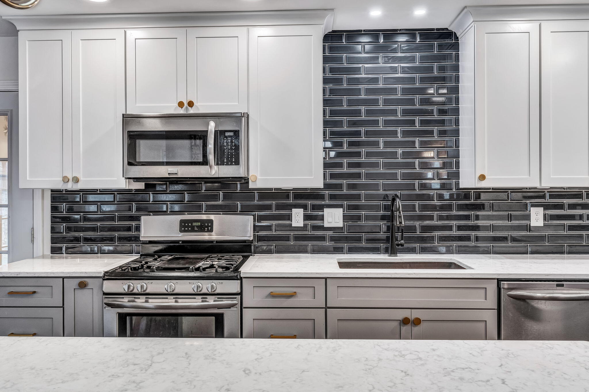 141 Kittredge Road Bangor, ME 04401 - Photo 14 of 60 IMG_5047