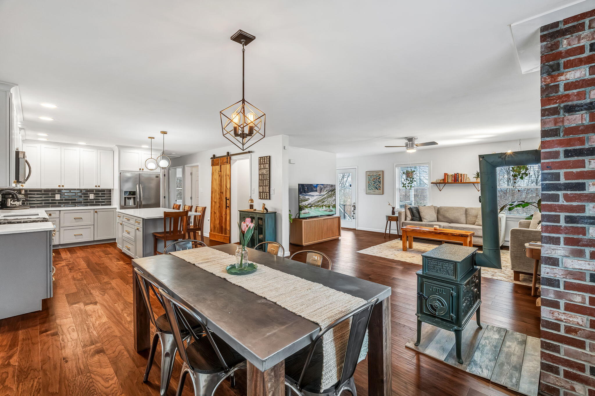 141 Kittredge Road Bangor, ME 04401 - Photo 15 of 60 IMG_5060