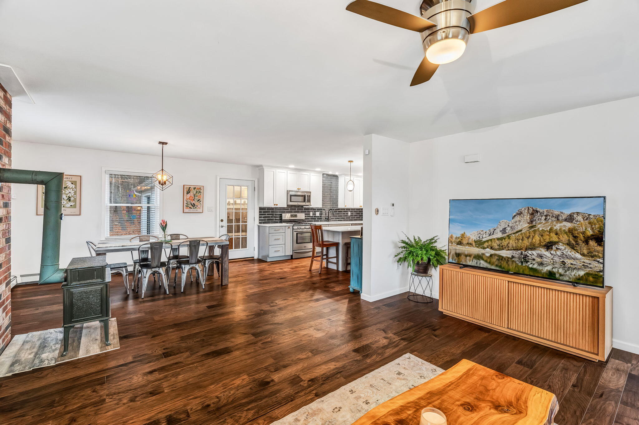 141 Kittredge Road Bangor, ME 04401 - Photo 16 of 60 IMG_5059