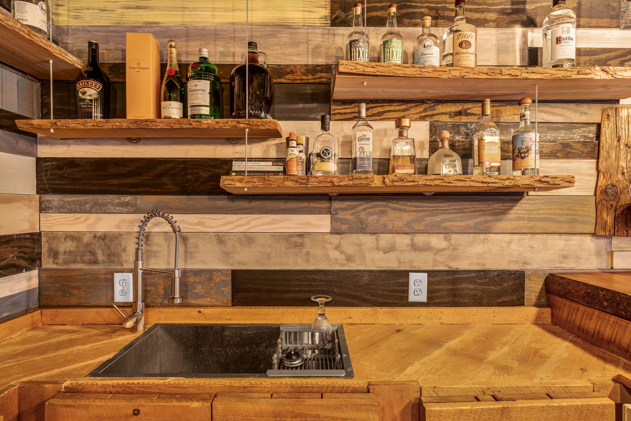 141 Kittredge Road Bangor, ME 04401 - Photo 35 of 60 IMG_5034