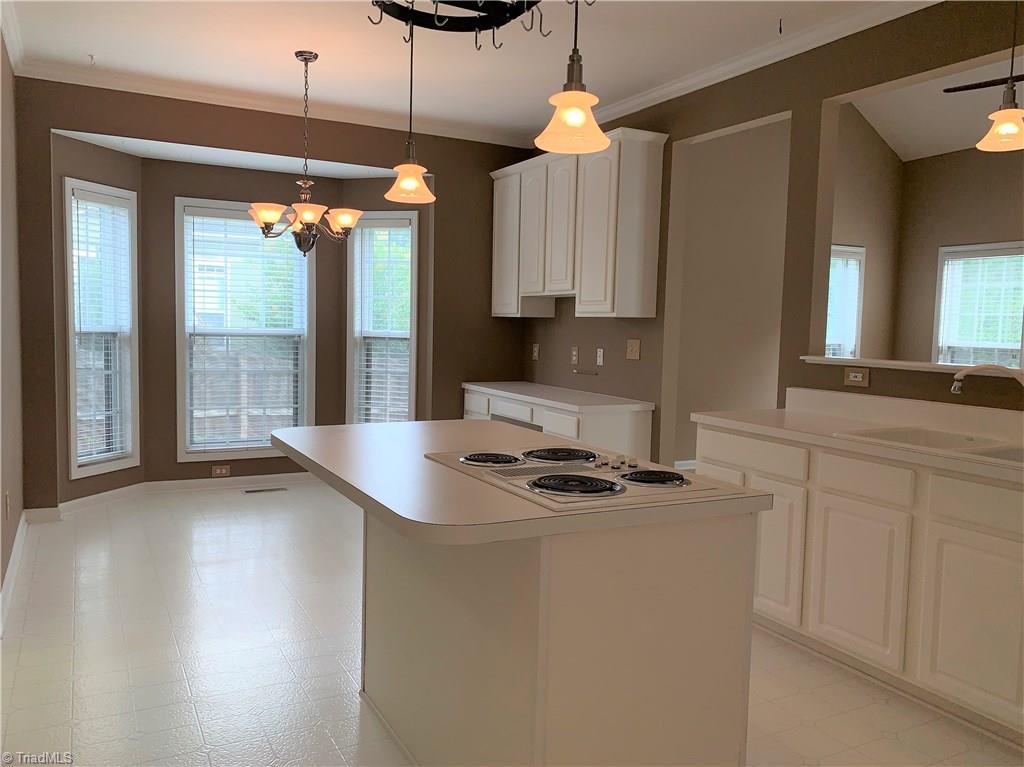 4914 Devane Court High Point, NC 27265 - Photo 7 of 29