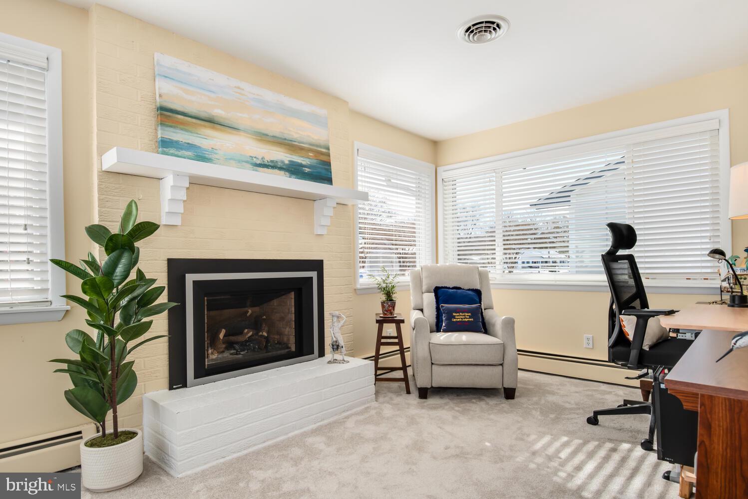 204 Queen Anne Road Stevensville, MD 21666 - Photo 20 of 48 Office/ fireplace