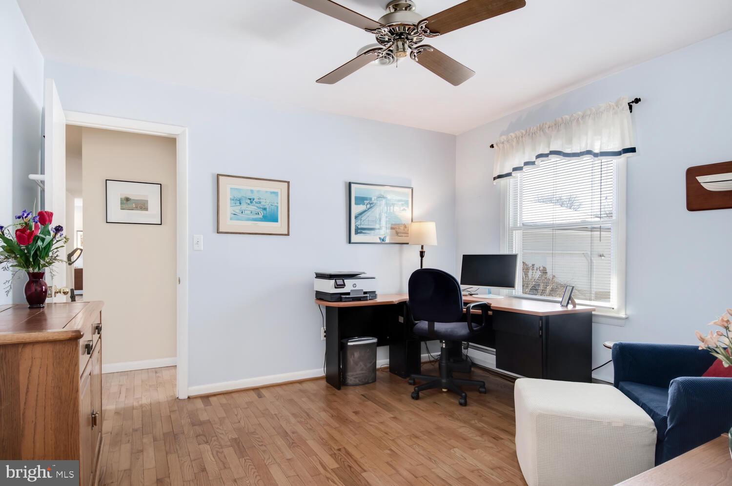 204 Queen Anne Road Stevensville, MD 21666 - Photo 26 of 48 office 2 / sitting room for primary.
