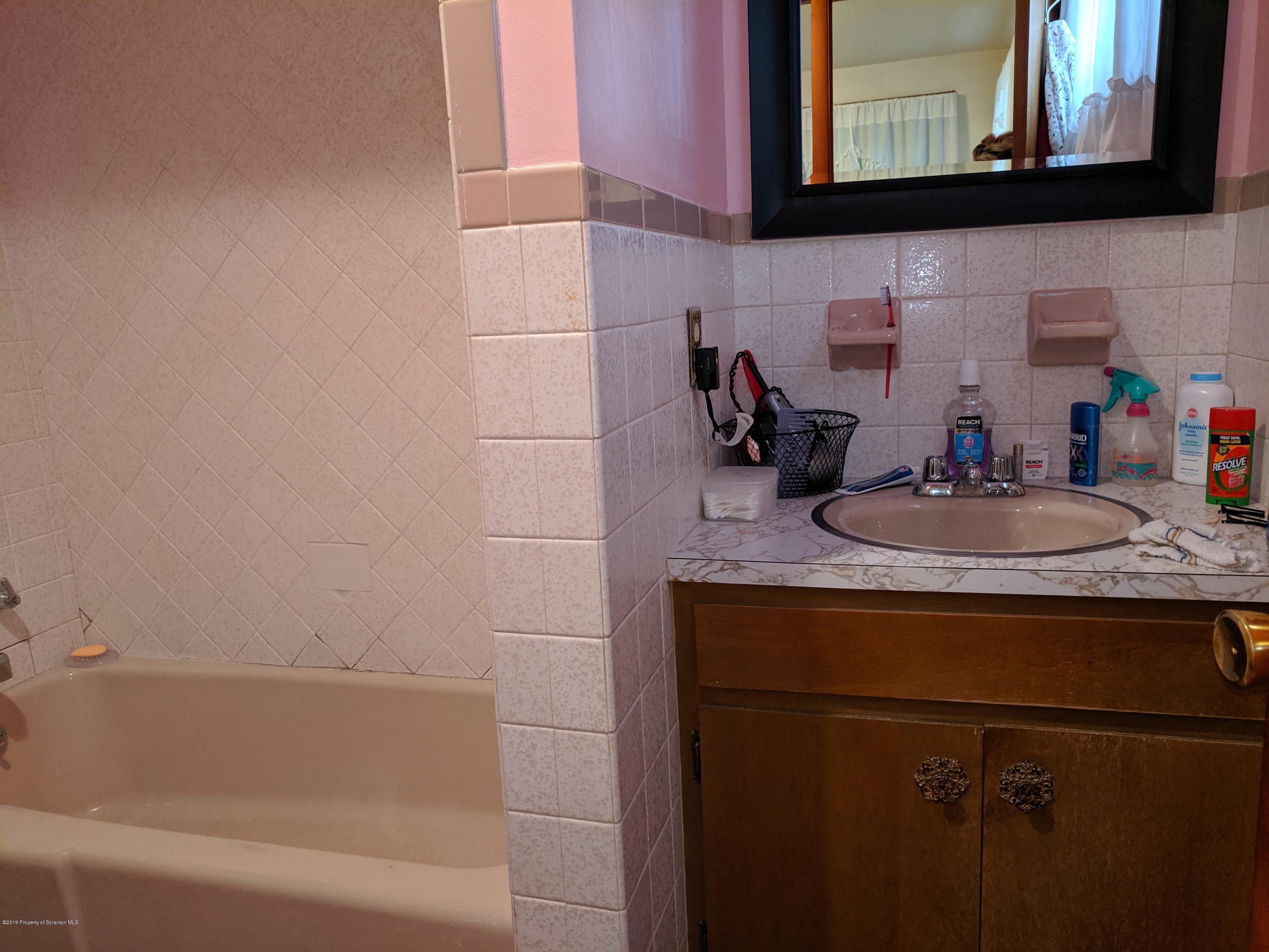 51 Spring Street Carbondale, PA 18407 - Photo 15 of 18 Gallery Image 15