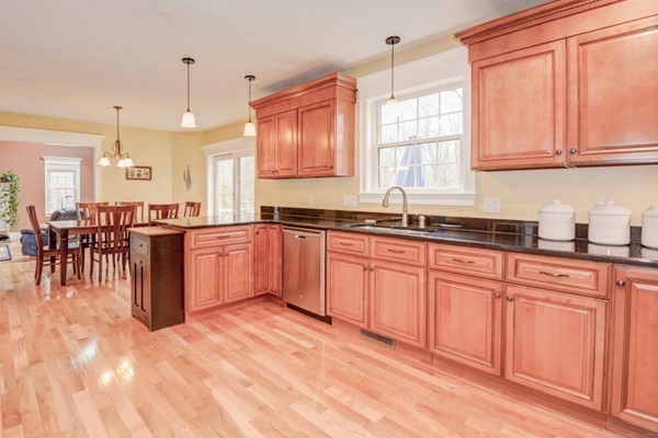 45 Putnam Hill Road Sutton, MA 01590 - Photo 8 of 30 a kitchen with lots of counter top space
