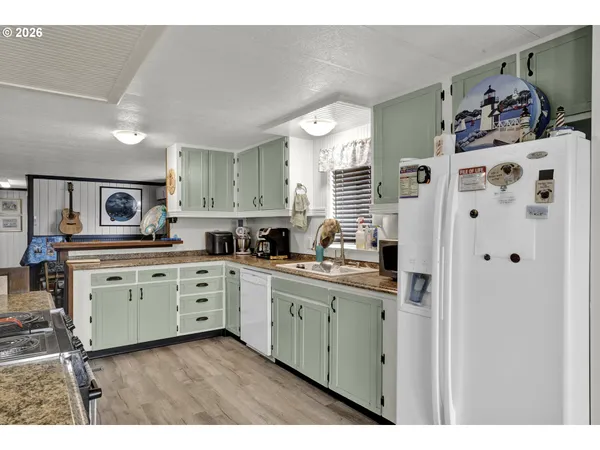 $147,000 | 3760 Highway 101, Unit 4, Florence, OR 97439