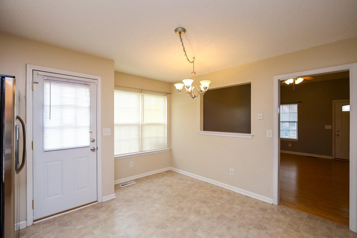 994 Winesap Road Clarksville, TN 37040 - Photo 6 of 20 Gallery Image 6