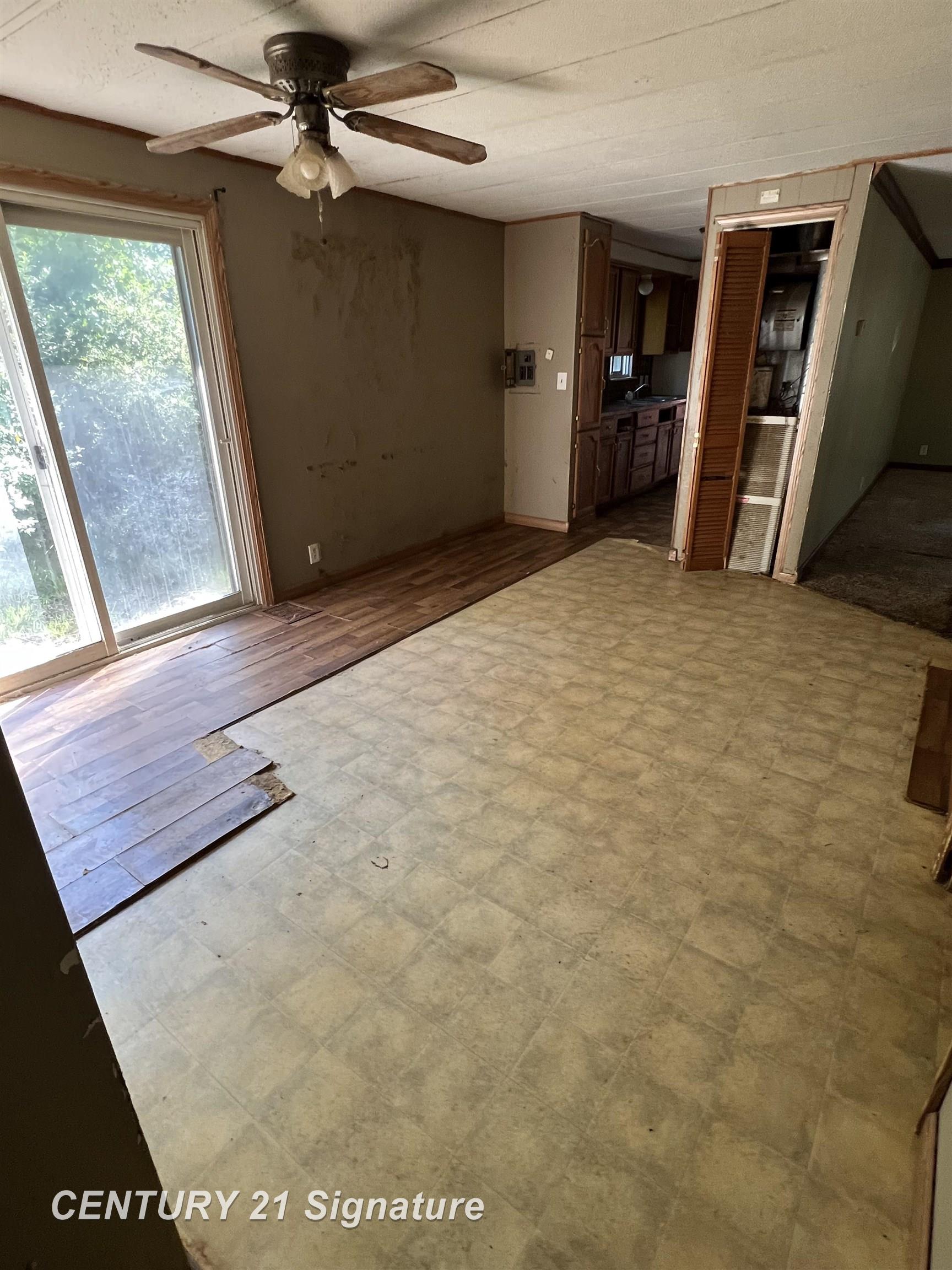13869 Hanchett Road St. Charles, MI 48655 - Photo 12 of 14 50188706-df69c486-a554-4248-944b-dedd7d9f3eb0.JPG