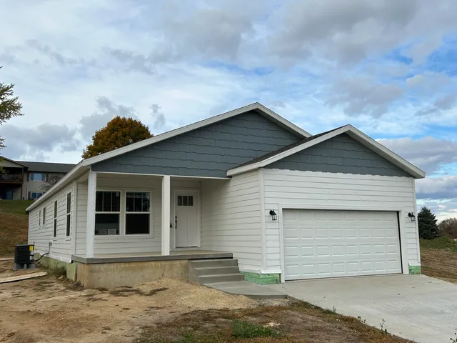 $361,000 | 1104 Knower Avenue, Hillsboro, WI 54634