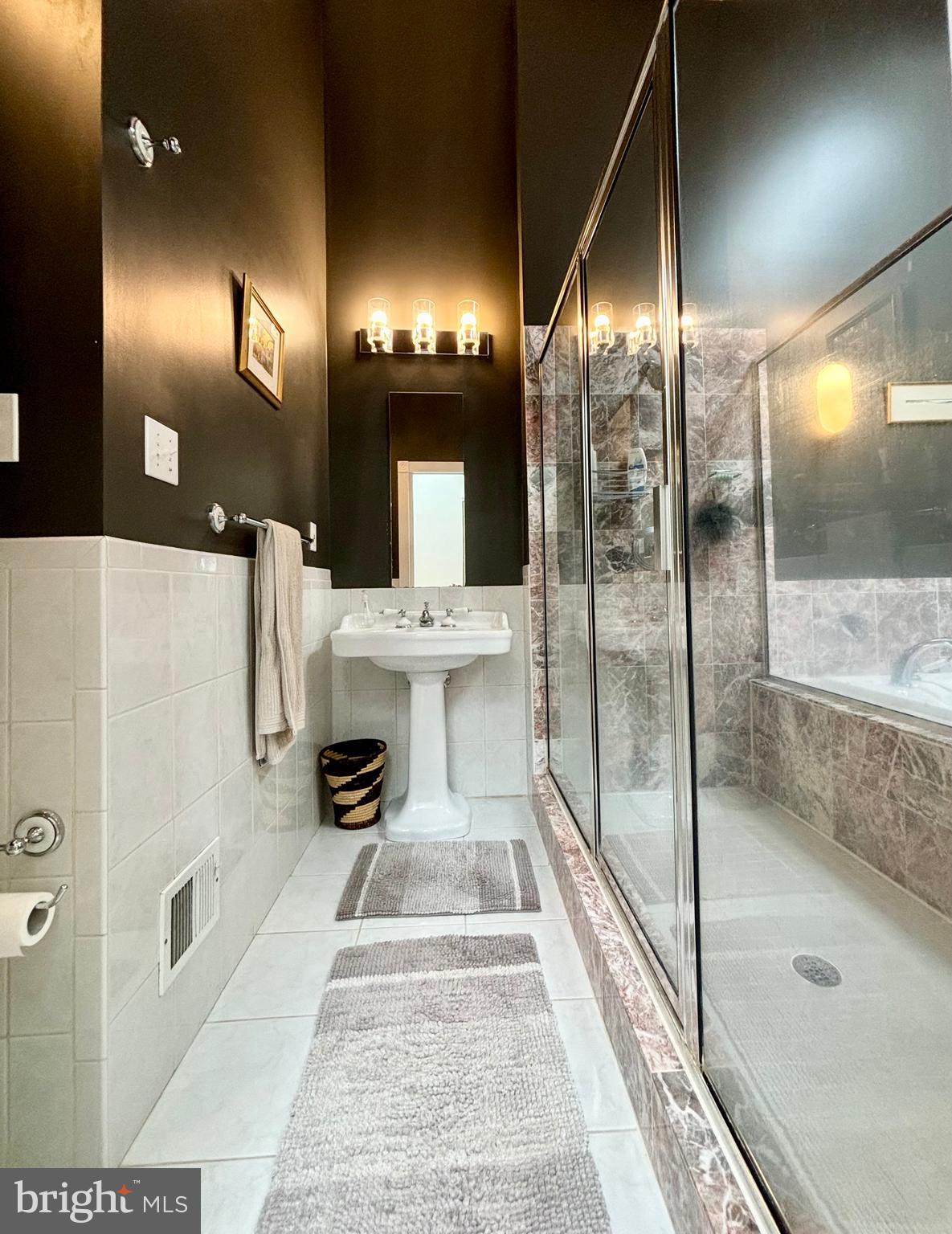 2405 Barbour Road Falls Church, VA 22043 - Photo 30 of 68