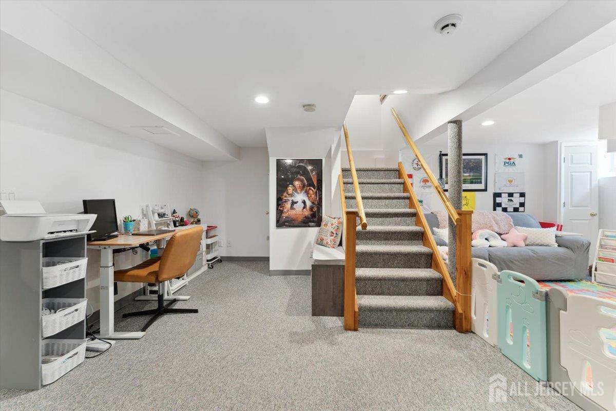 675 Raritan Road Clark, NJ 07066 - Photo 40 of 58