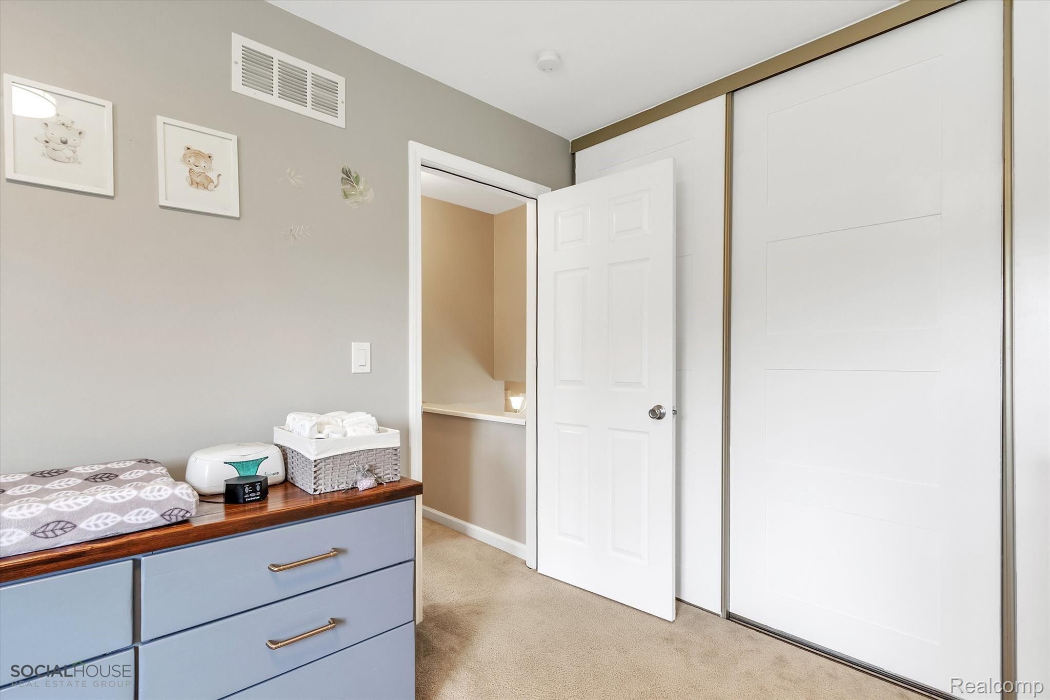 41272 Village Lake Road Novi, MI 48375 - Photo 17 of 56 17-41272-Village-Lake-Rd-Windowstill-Real-Estate-Photography-17.jpg