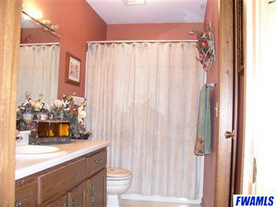 10423 Oak Trail Road Fort Wayne, IN 46845 - Photo 10 of 15