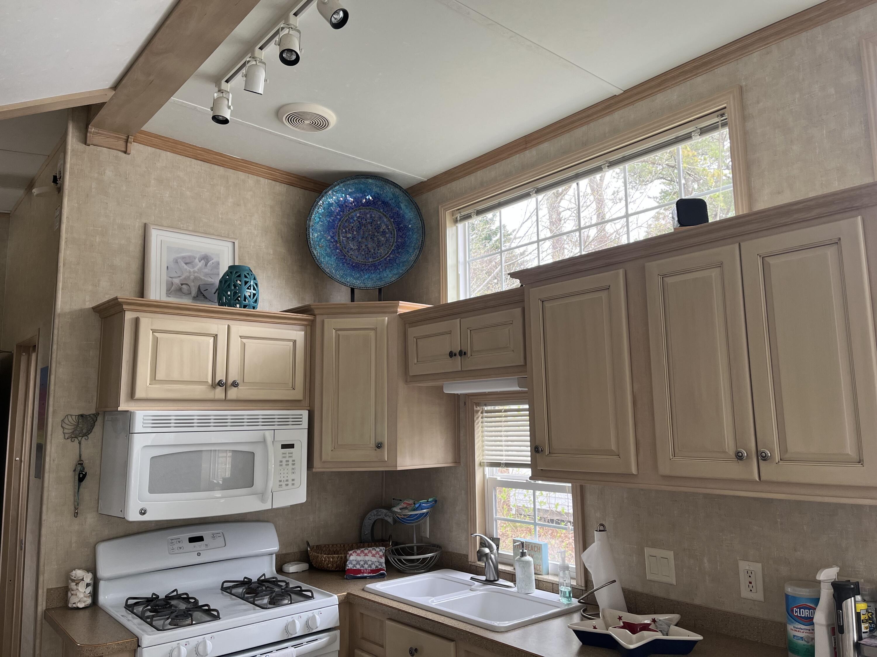 185 Cotuit Road, Unit JP1 Sandwich, MA 02563 - Photo 6 of 13 IMG_8338