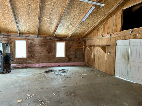 $99,500 | 555 Farmington Road, Strong, ME 04983