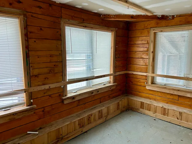 $99,500 | 555 Farmington Road, Strong, ME 04983