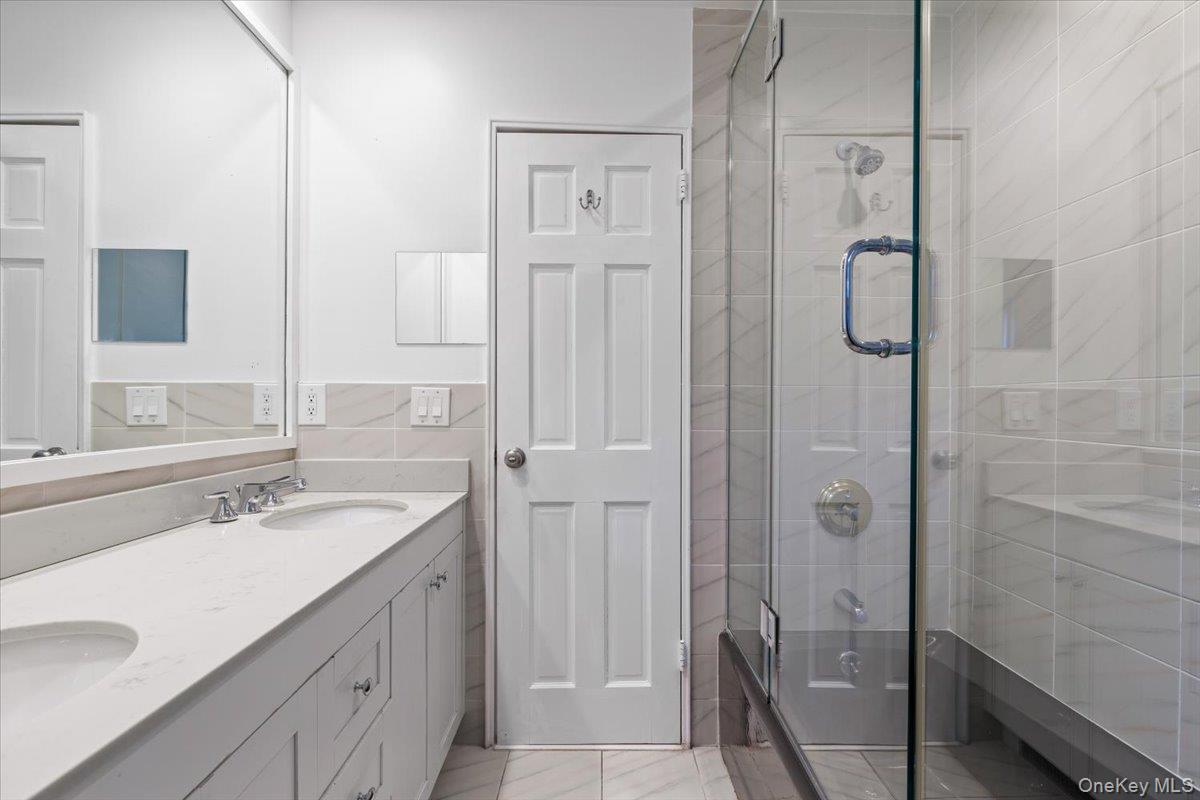 22 Old Orchard Road Rye Brook, NY 10573 - Photo 20 of 30