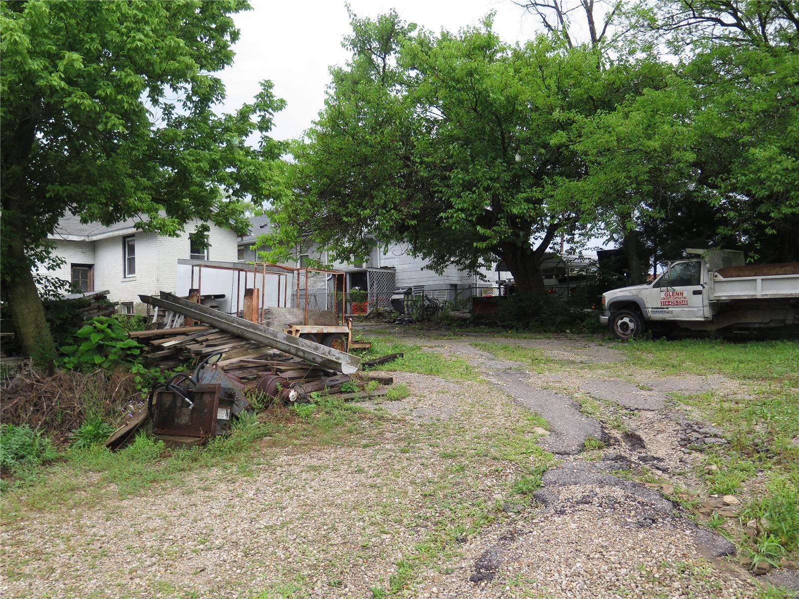 9716 Lackland Road St. Louis, MO 63114 - Photo 10 of 11 Gallery Image 10