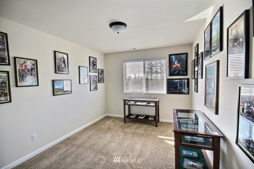 515 Graham Avenue Northeast Renton, WA 98059 - Photo 19 of 25