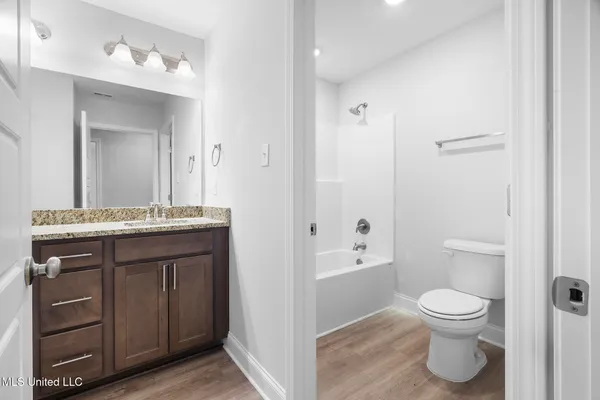$343,700 | 4275 Olivia Circle West, Olive Branch, MS 38654