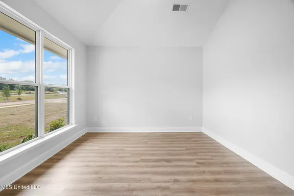 $343,700 | 4275 Olivia Circle West, Olive Branch, MS 38654