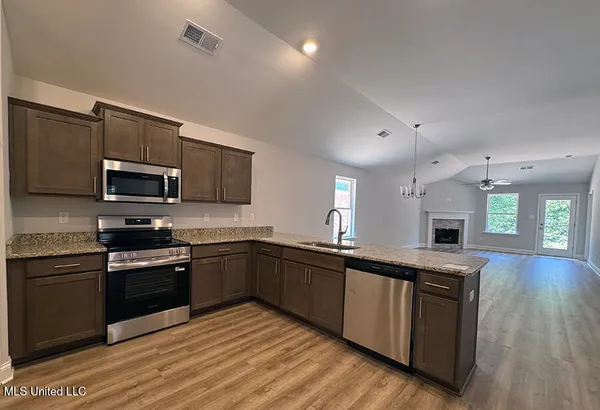 $343,700 | 4275 Olivia Circle West, Olive Branch, MS 38654