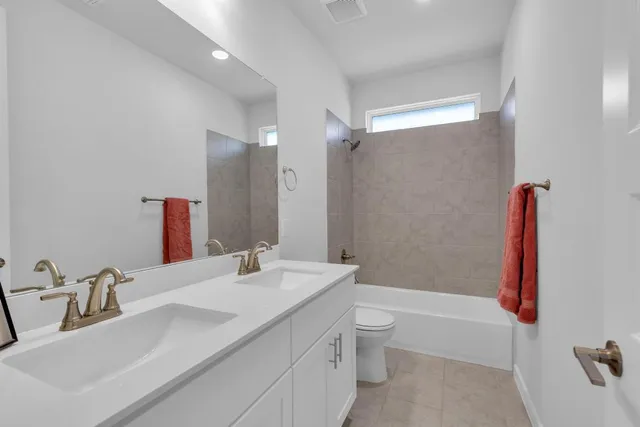 $2,700 | 3615 Twin Glades Pass, Buda, TX 78610