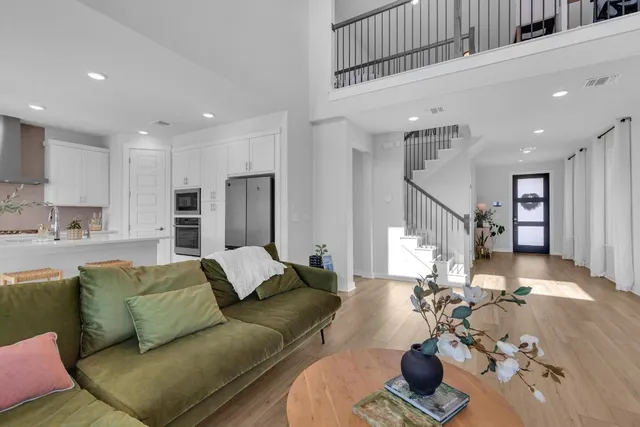 $2,700 | 3615 Twin Glades Pass, Buda, TX 78610