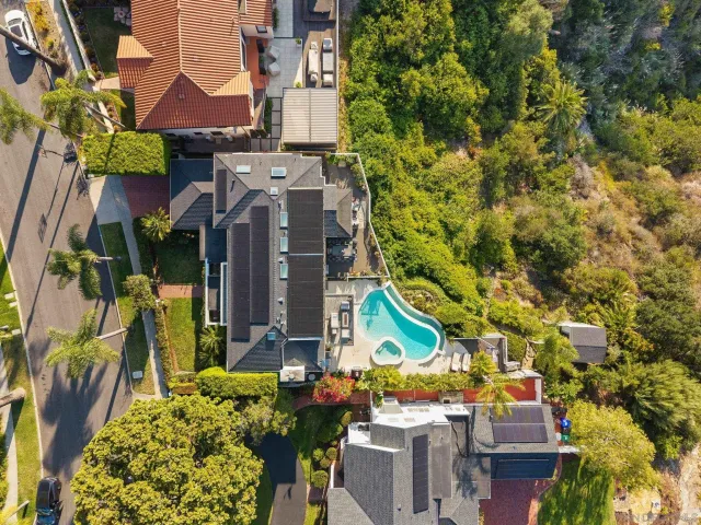 $3,950,000 | 4136 Palisades Road, San Diego, CA 92116