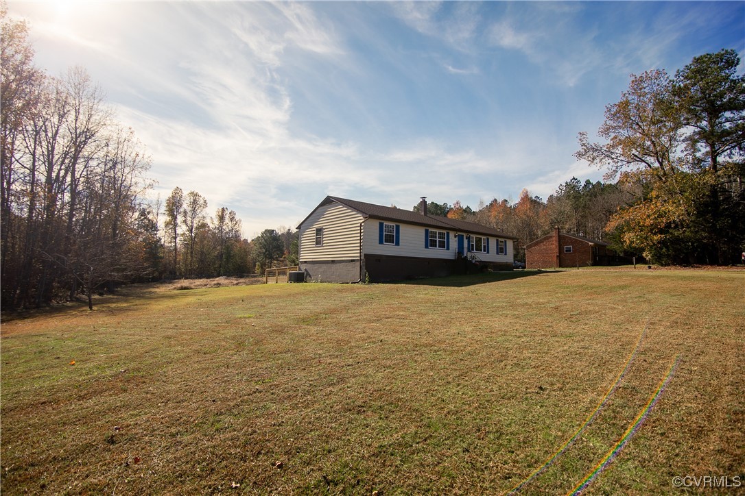 1063 Nash Road Sandston, VA 23150 - Photo 2 of 40 Gallery Image 2